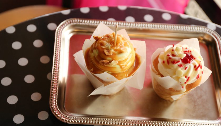 2-1/2 Cups Cupcakery & Bake Shop